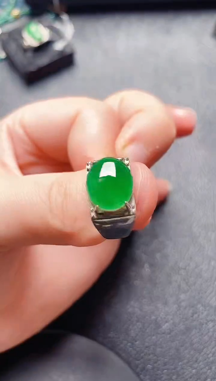 银S925镶嵌戒指翡翠1111
