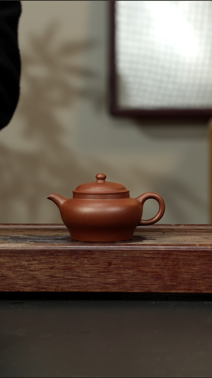 茶壶紫砂红降坡 高潘