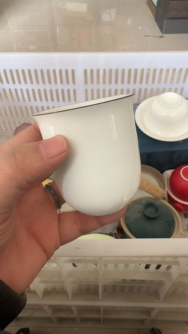 杯无运费险有瑕疵的摄影的产品有使用过的痕迹有点脏介意勿拍