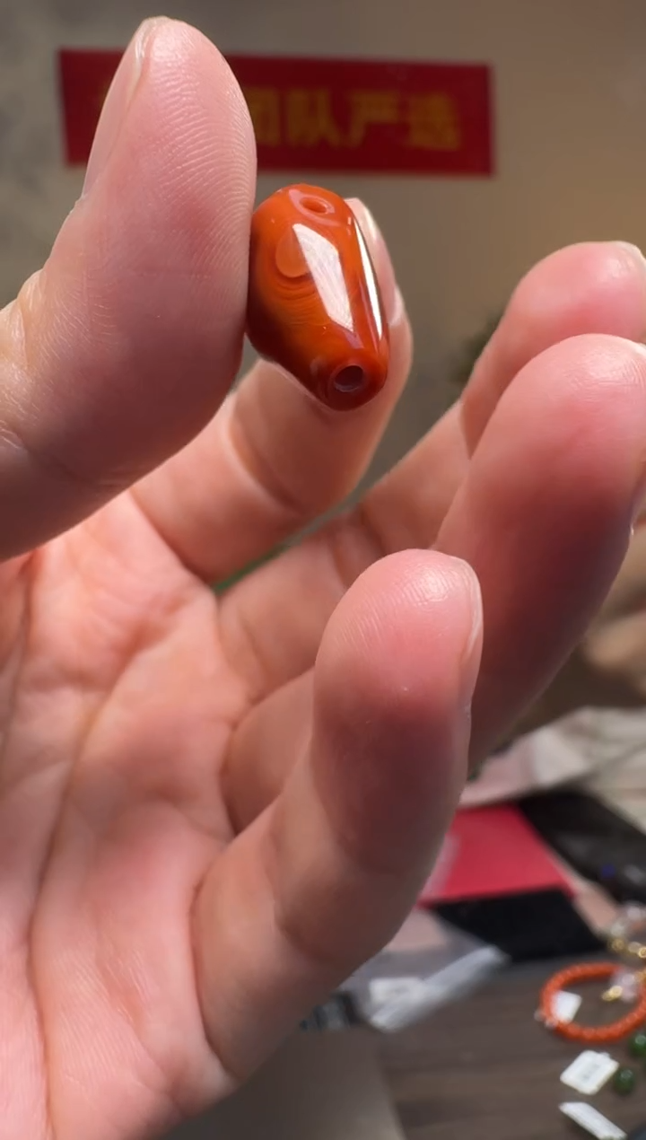 南红玛瑙吊坠未镶嵌南红雕刻件三通吊坠
