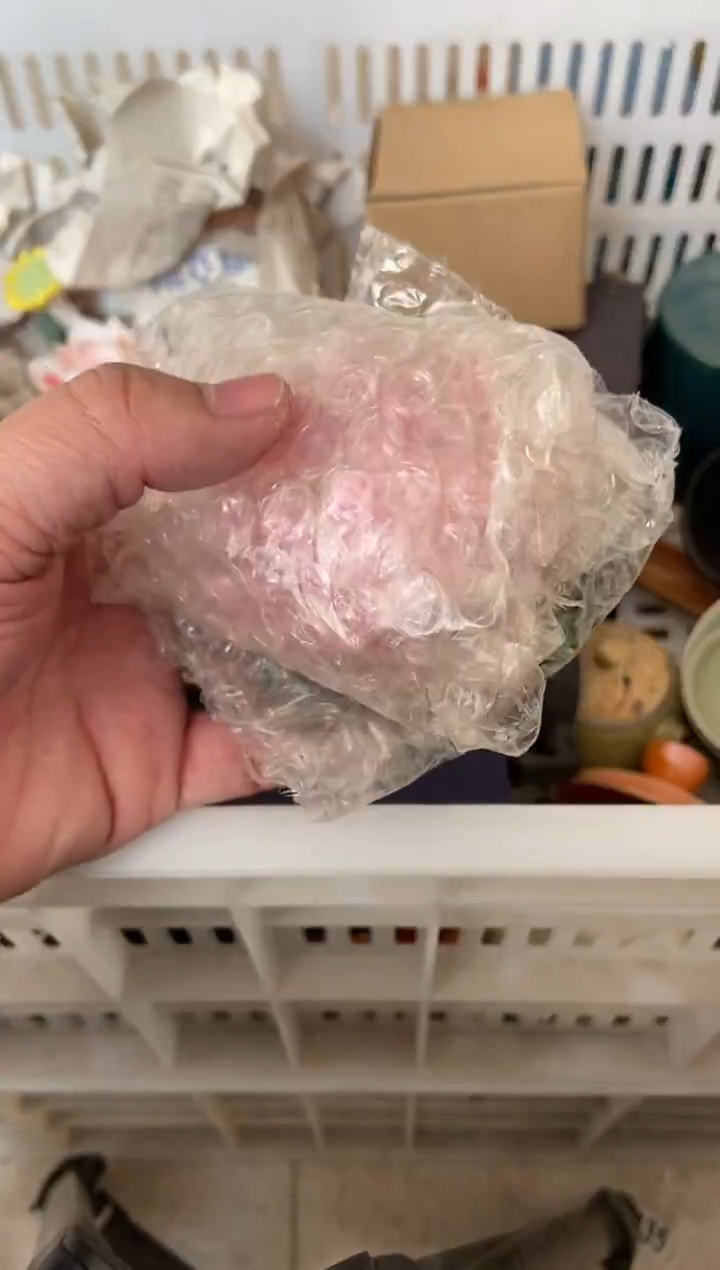 杯无运费险有瑕疵的摄影的产品有使用过的痕迹有点脏介意勿拍