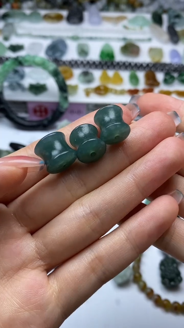 未镶嵌定制翡翠毛货定制不退不换