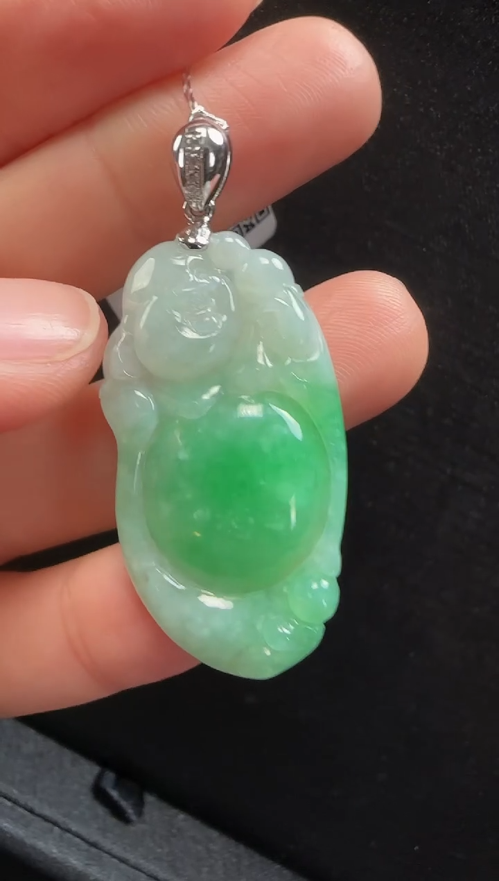 【闪购商品】翡翠颈饰18K金镶嵌234玉佛一个