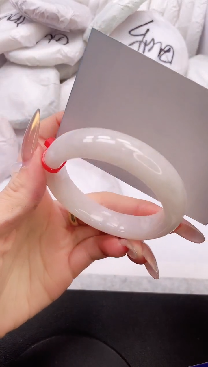 【闪购商品】和田玉手镯未镶嵌13K245-54