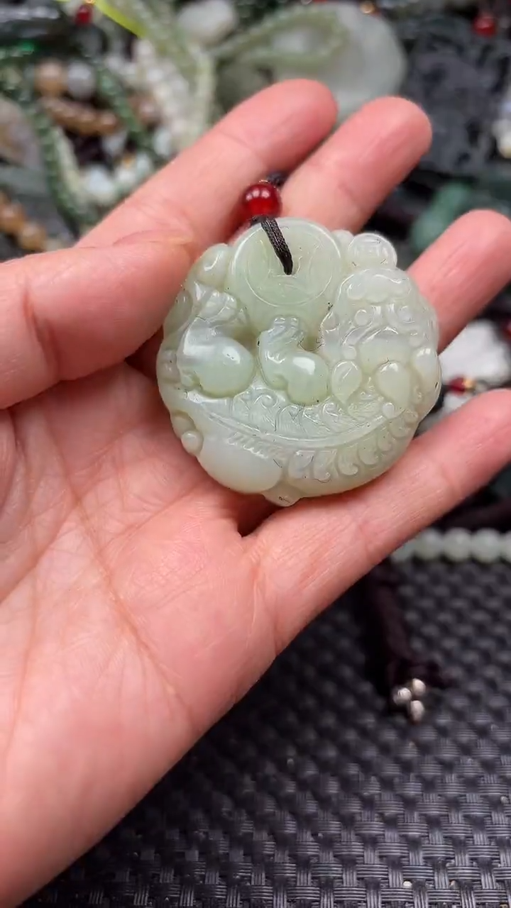 【闪购商品】和田玉颈饰未镶嵌1