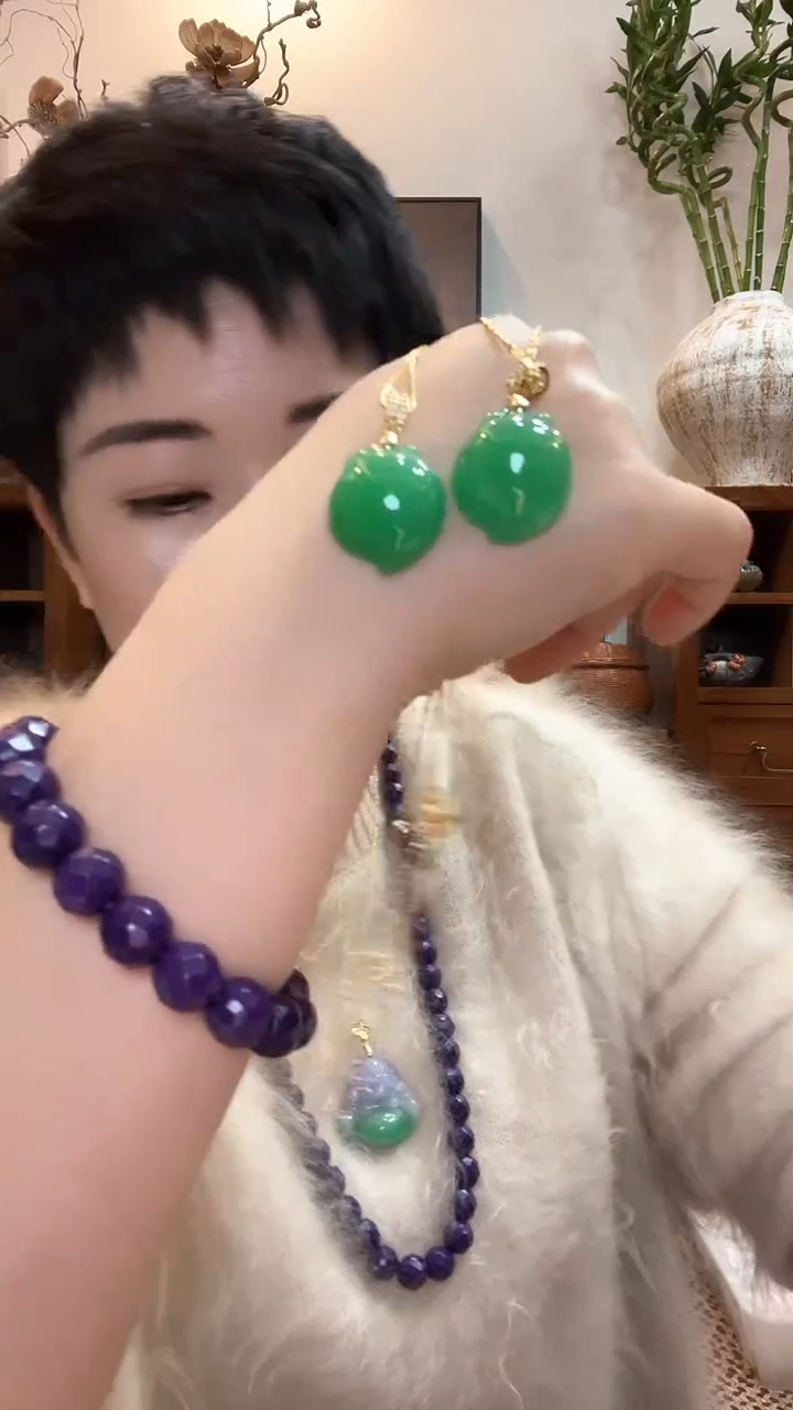 吊坠(赠链)未镶嵌翡翠248
