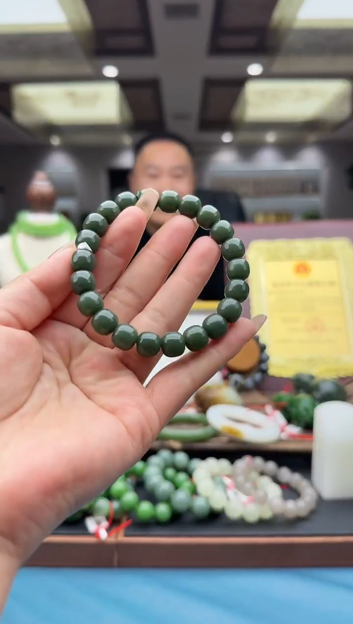 未镶嵌手串和田玉szq