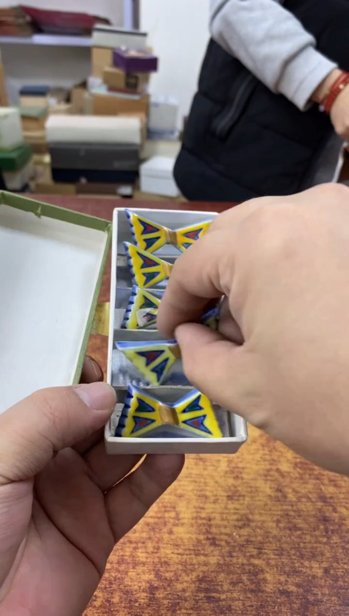 瓷片407小林轩欢迎您