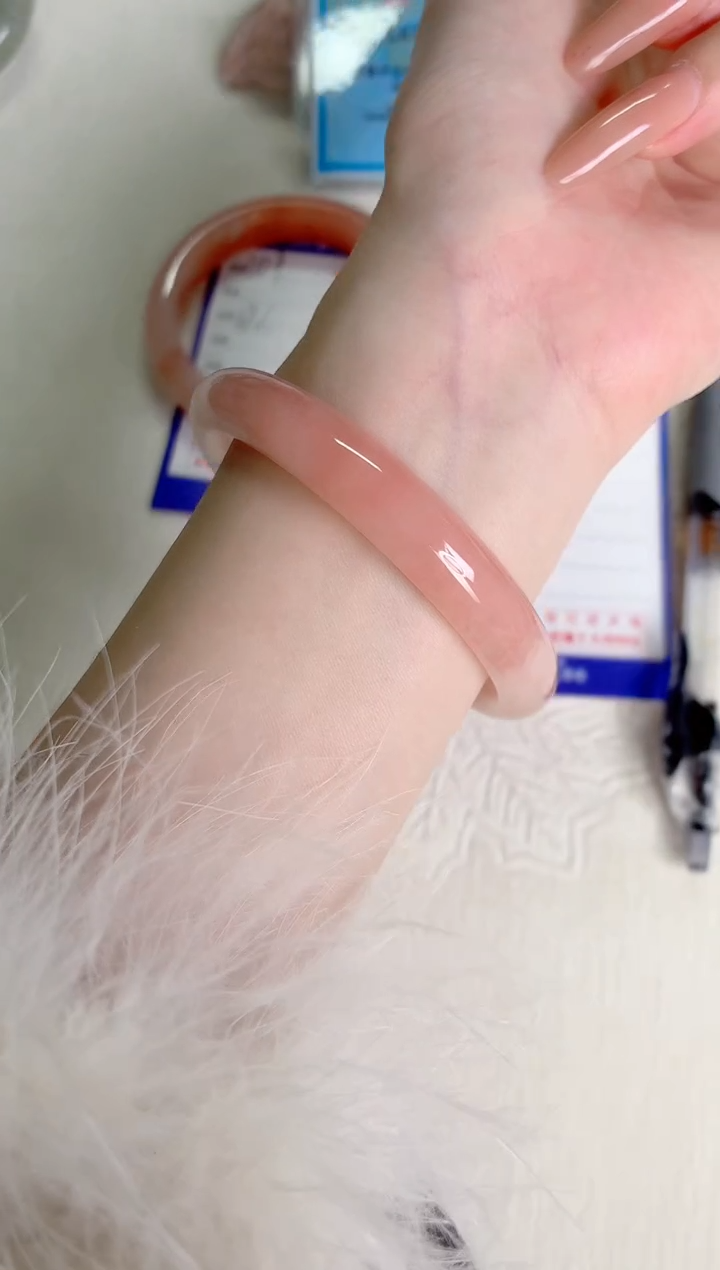 未镶嵌手镯石英质玉桃花酿110-圈口61-238