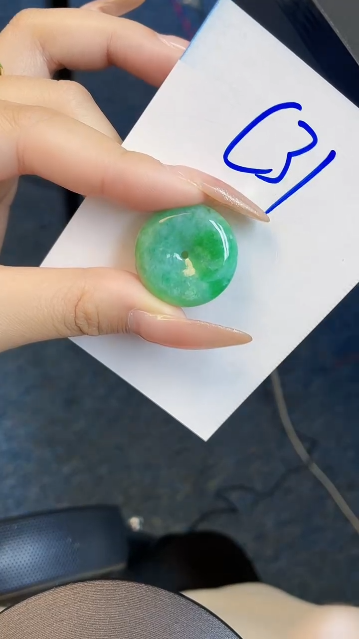 【闪购商品】翡翠颈饰18K金镶嵌00000000