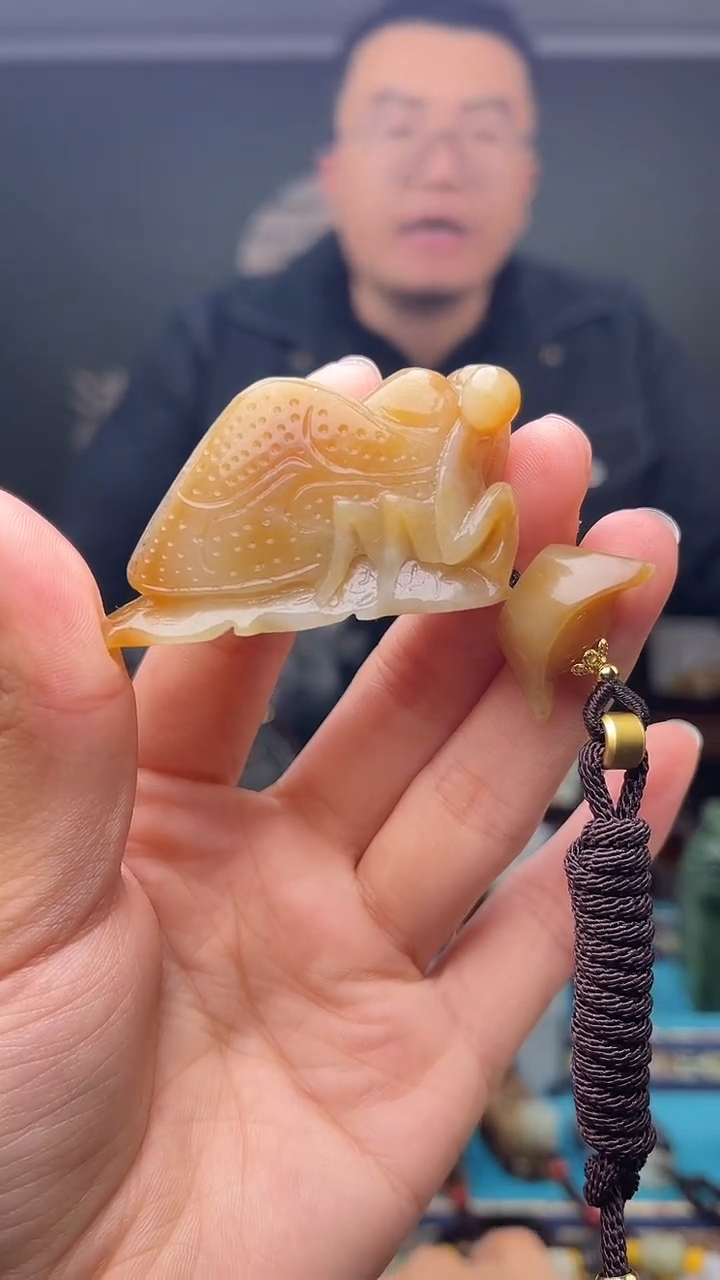 未镶嵌和田玉挂件1