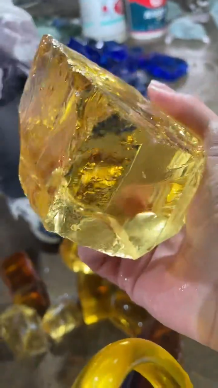 新疆五彩石原石摆件