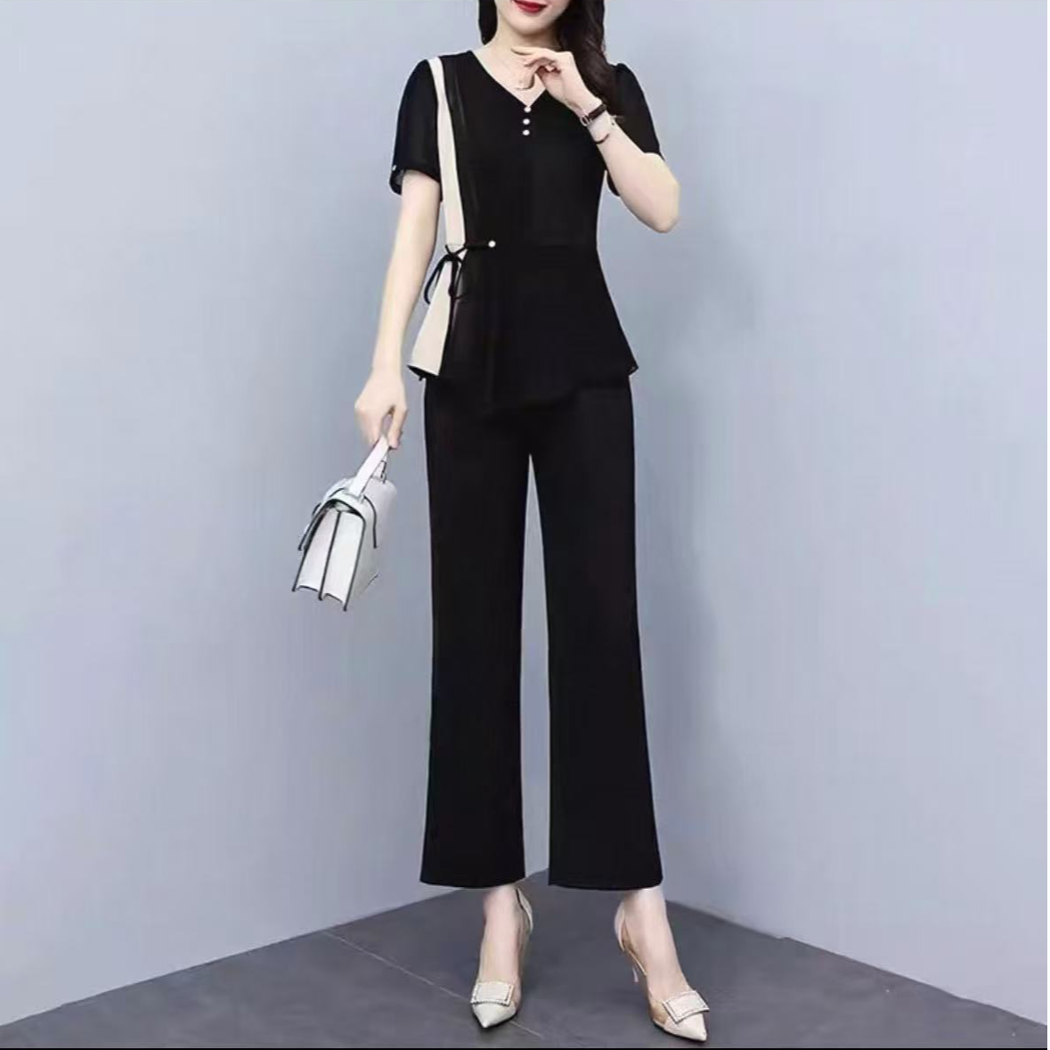 8527-（黑色）（上衣+八分裤）妈妈气质两件套