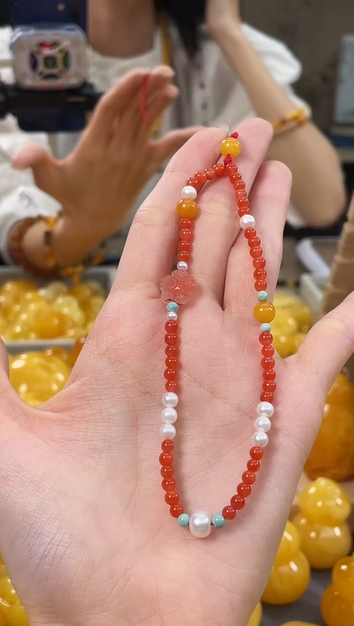 未镶嵌手机挂南红玛瑙 多样性发货发其一J2