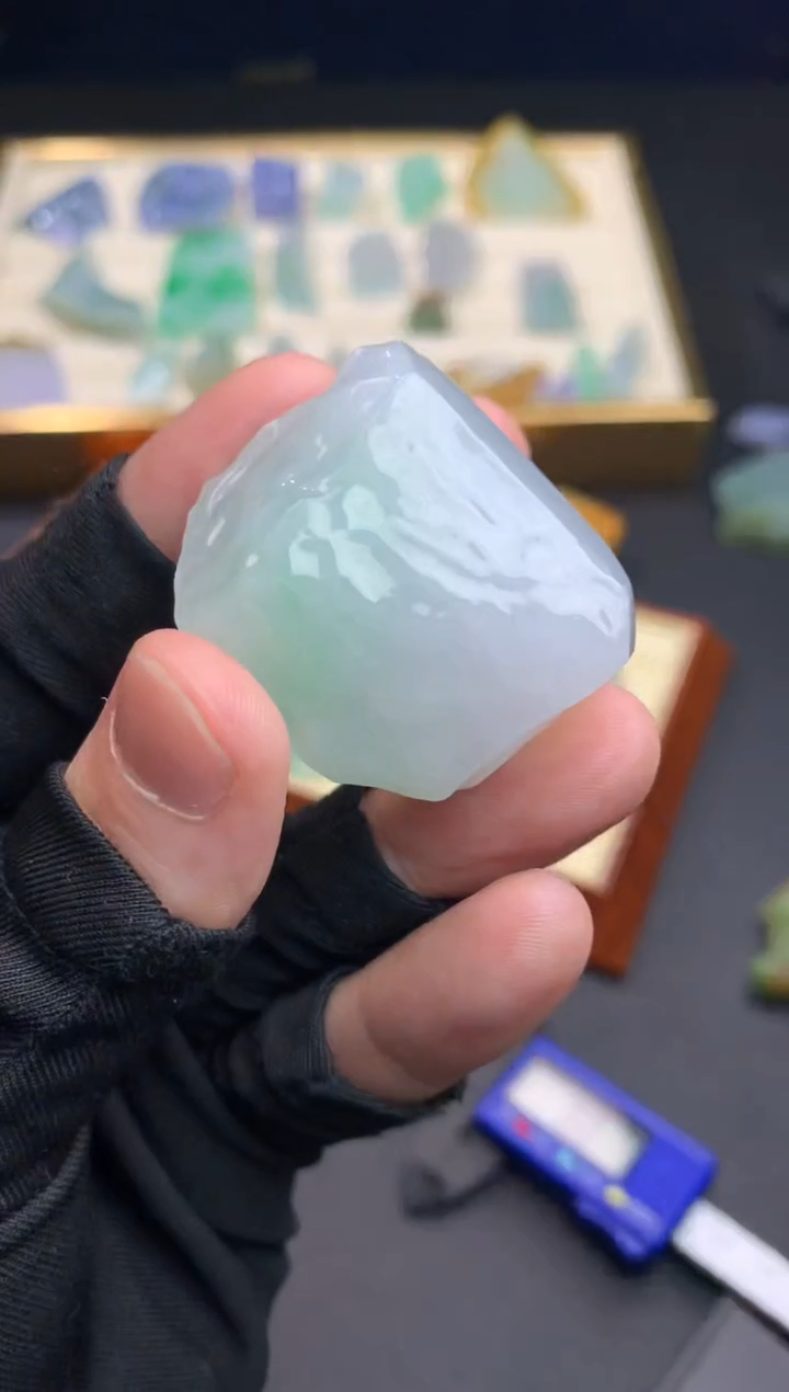 定制翡翠未镶嵌         