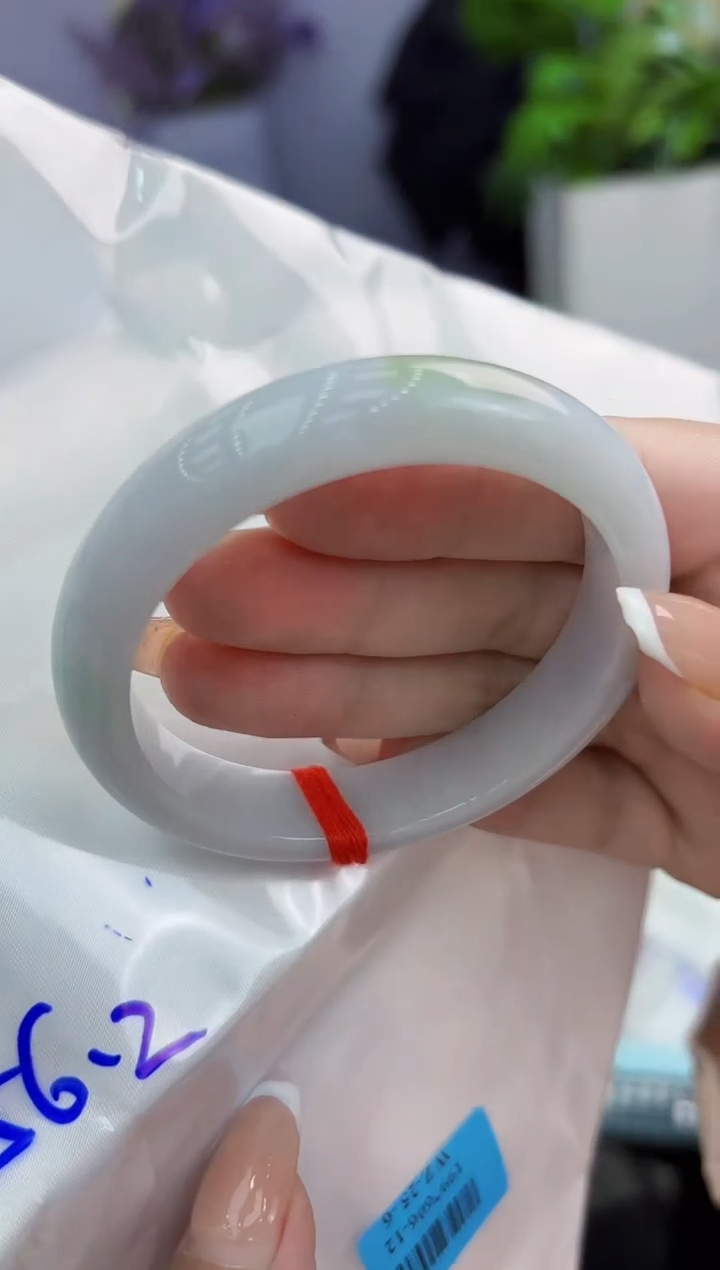 【闪购商品】翡翠手镯未镶嵌翡翠手镯