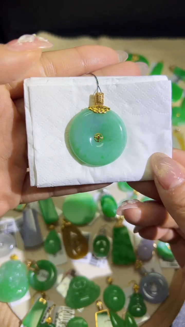 【闪购商品】翡翠颈饰18K金镶嵌Q缅料A货翡翠/支持复检/一件