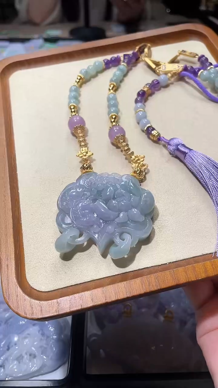 【闪购商品】翡翠颈饰未镶嵌吊坠