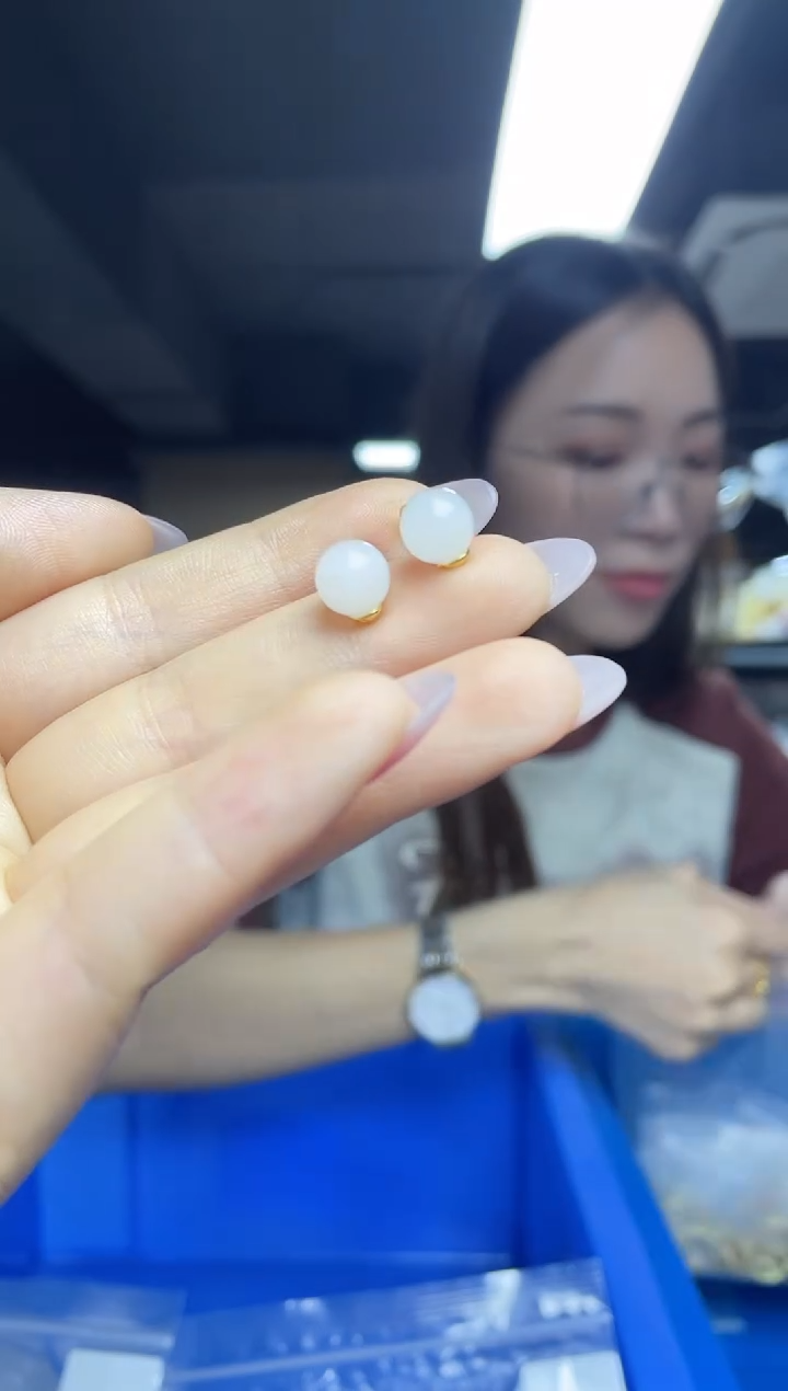 和田玉银S925镶嵌耳饰（多样性发一件）