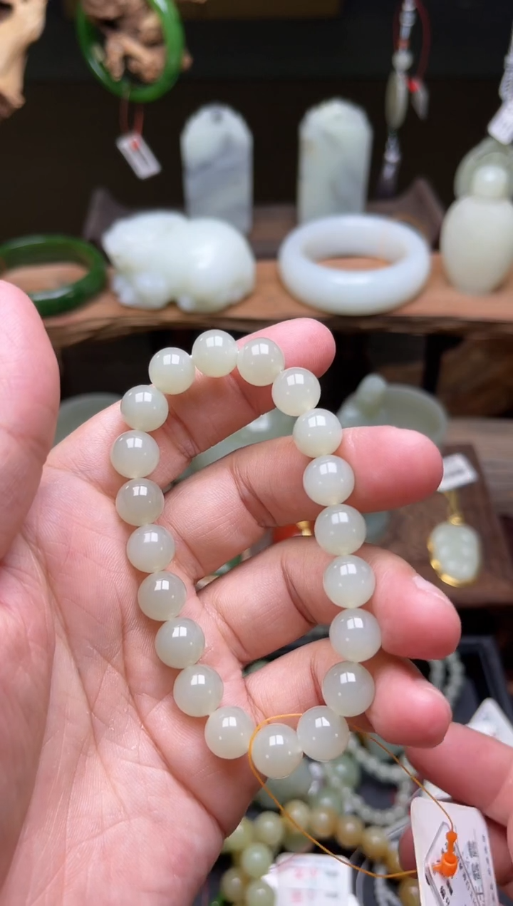 【闪购商品】和田玉手串未镶嵌卡10且末青白 圆珠 9006069