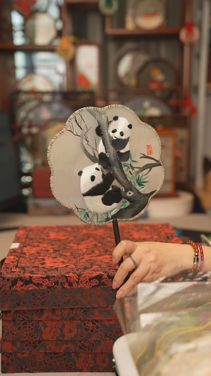 扇子团扇 绣花双面非遗