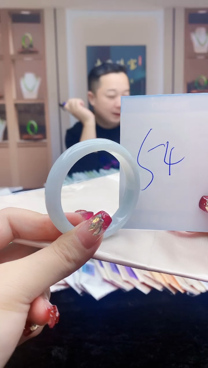 【闪购商品】翡翠手镯未镶嵌    H87-99