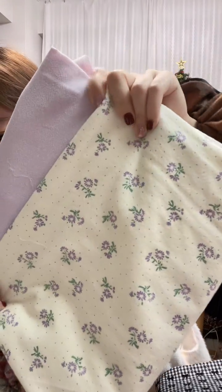 棉1组 1米杏底紫花簇磨毛棉布 + 1米浅紫洗水棉麻