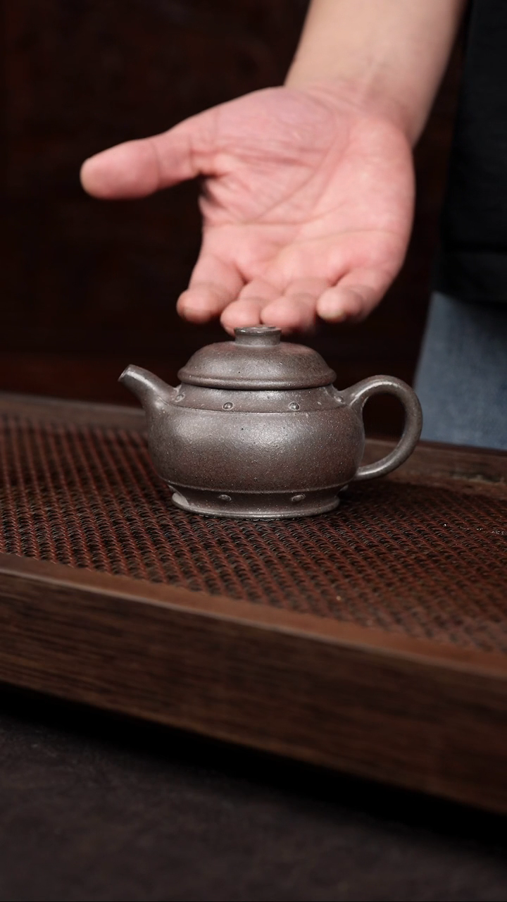 【闪购商品】紫砂茶壶岩中泥太极古