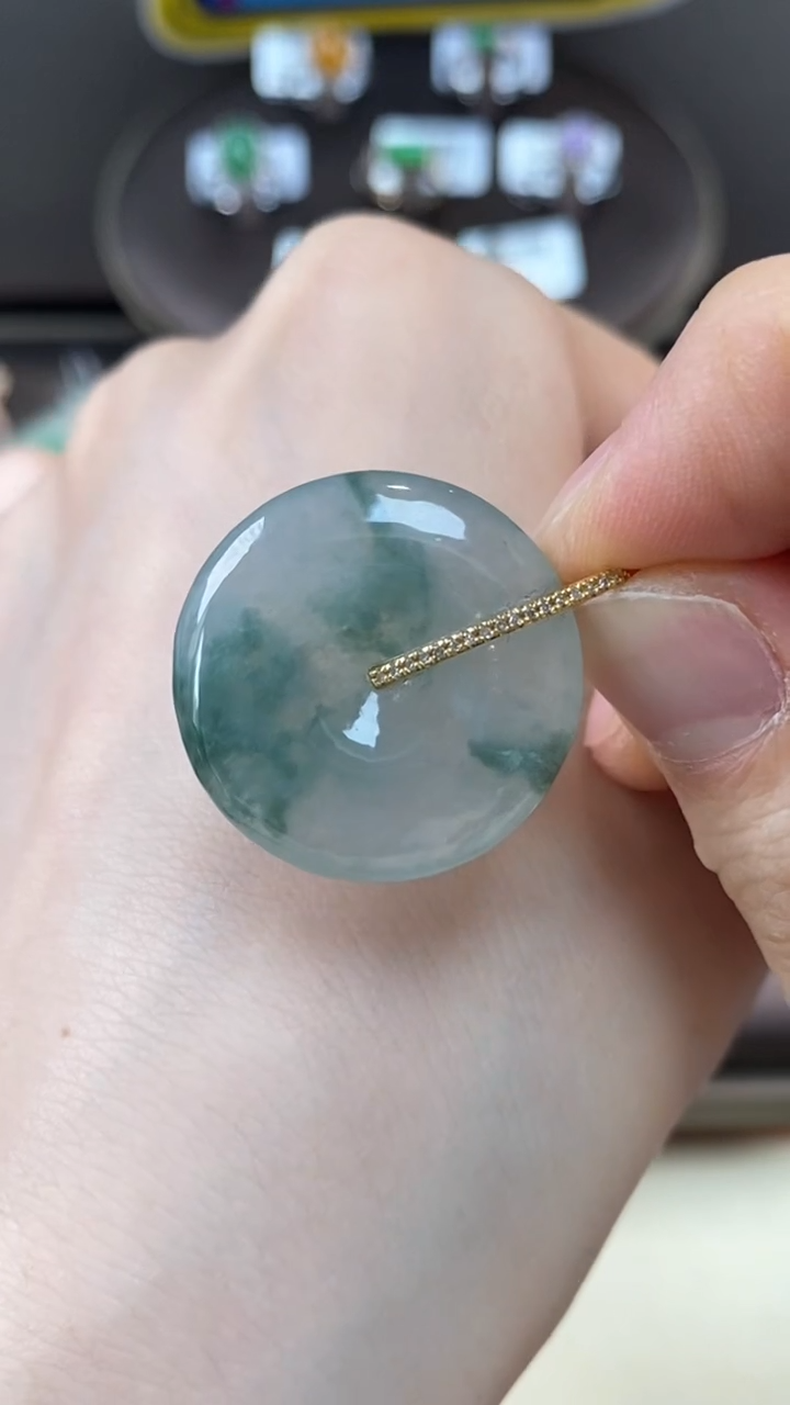 【闪购商品】翡翠吊坠(不含链)18K金镶嵌翡翠平安扣