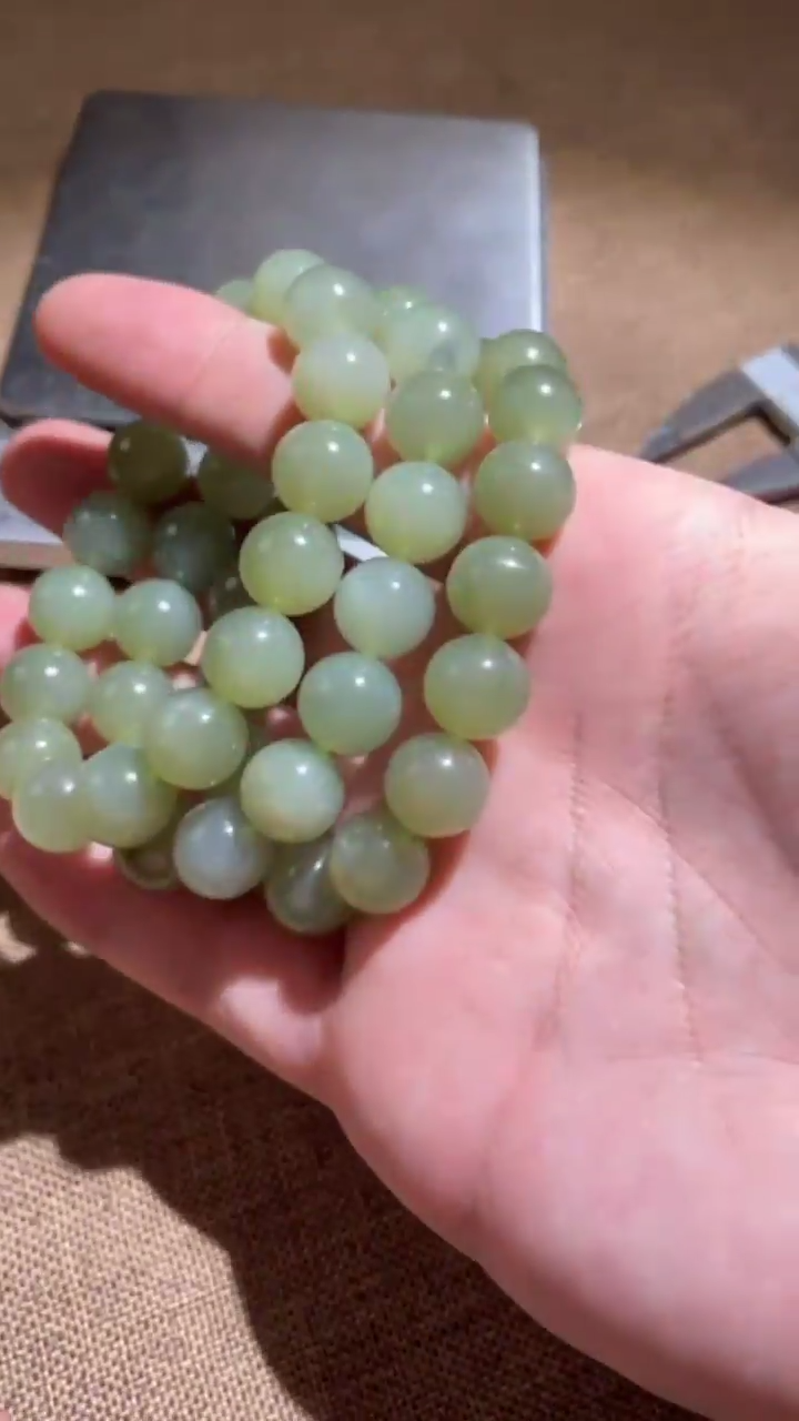 【闪购商品】和田玉单圈手串未镶嵌29240327-36多样性发货，发其一