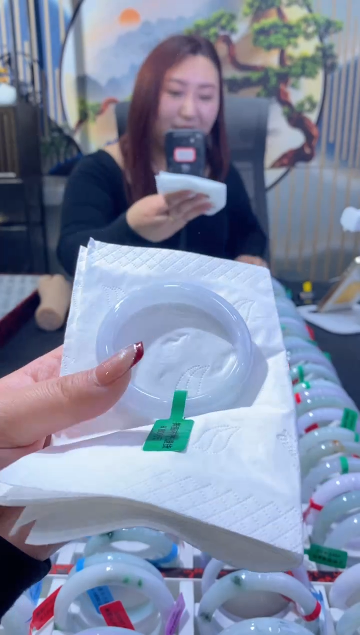 【闪购商品】翡翠手镯未镶嵌00007232