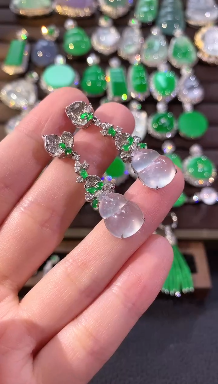 18K金镶嵌翡翠耳饰冬日珠宝E68