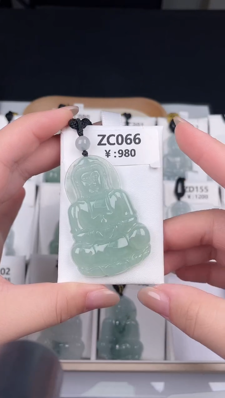 颈饰未镶嵌翡翠ZC066冰绿观音