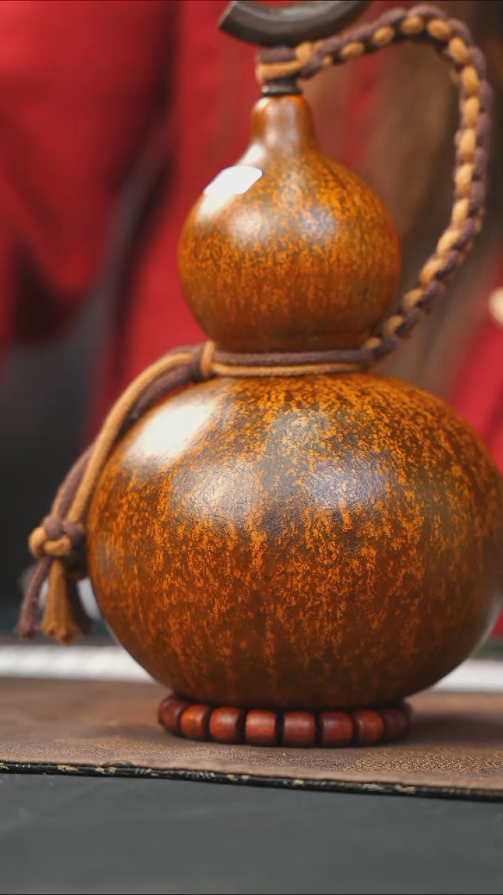 【闪购商品】WH187大漆酒葫芦不包手串及旋转底座