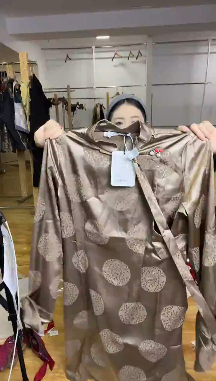 连衣裙       XL码      120-130斤