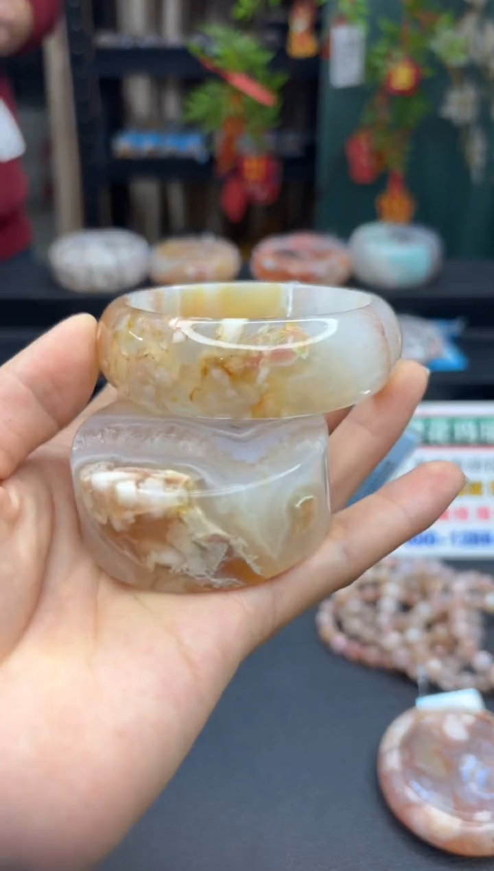 【闪购商品】石英质玉手镯未镶嵌2107（57圈赠送镯心）