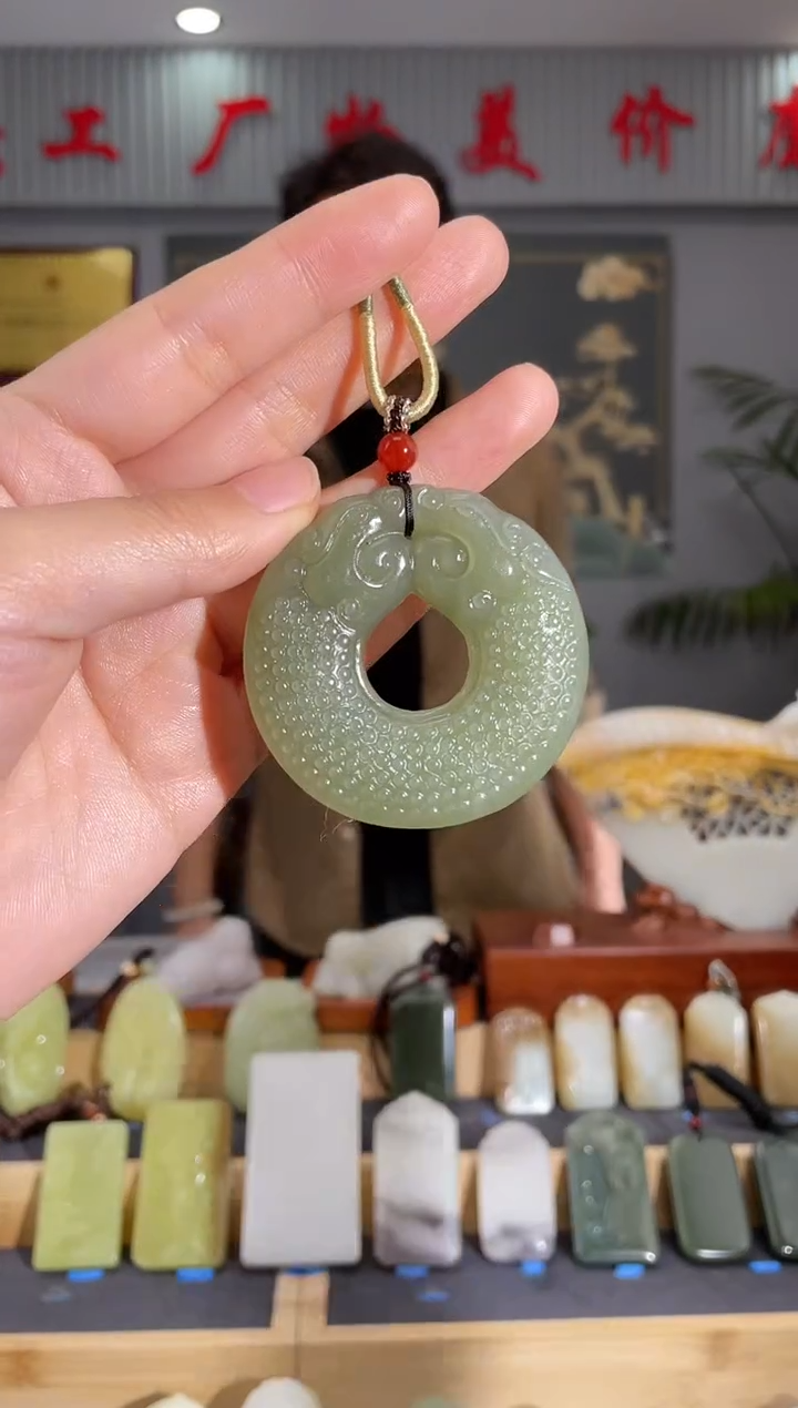 【闪购商品】和田玉颈饰未镶嵌拍一发一 多样性发货