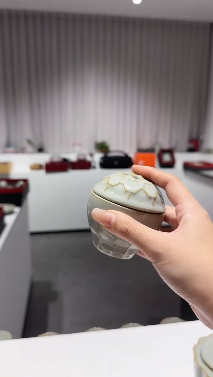 【闪购商品】小乔推荐如图所示1