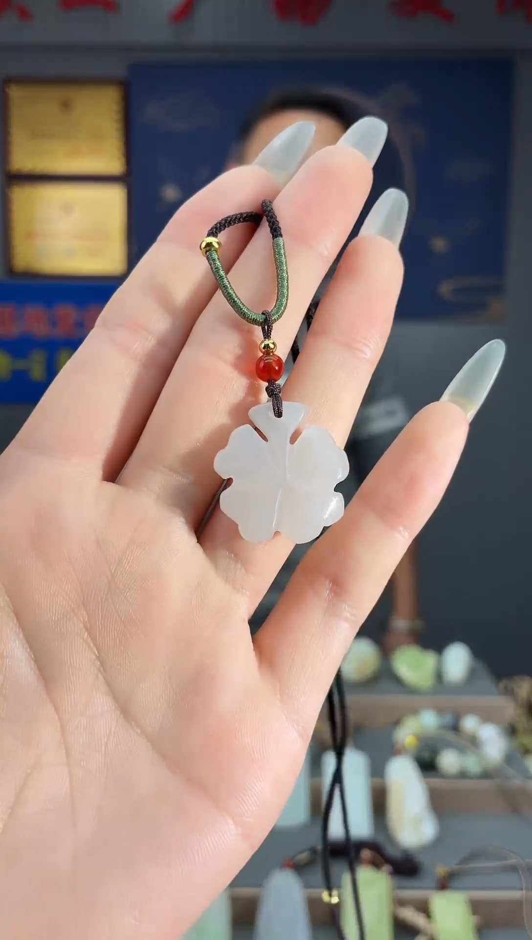 颈饰未镶嵌和田玉1