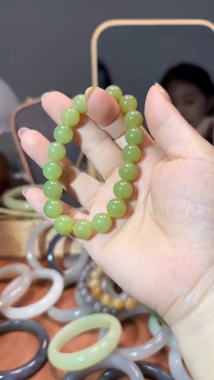 手串未镶嵌和田玉1