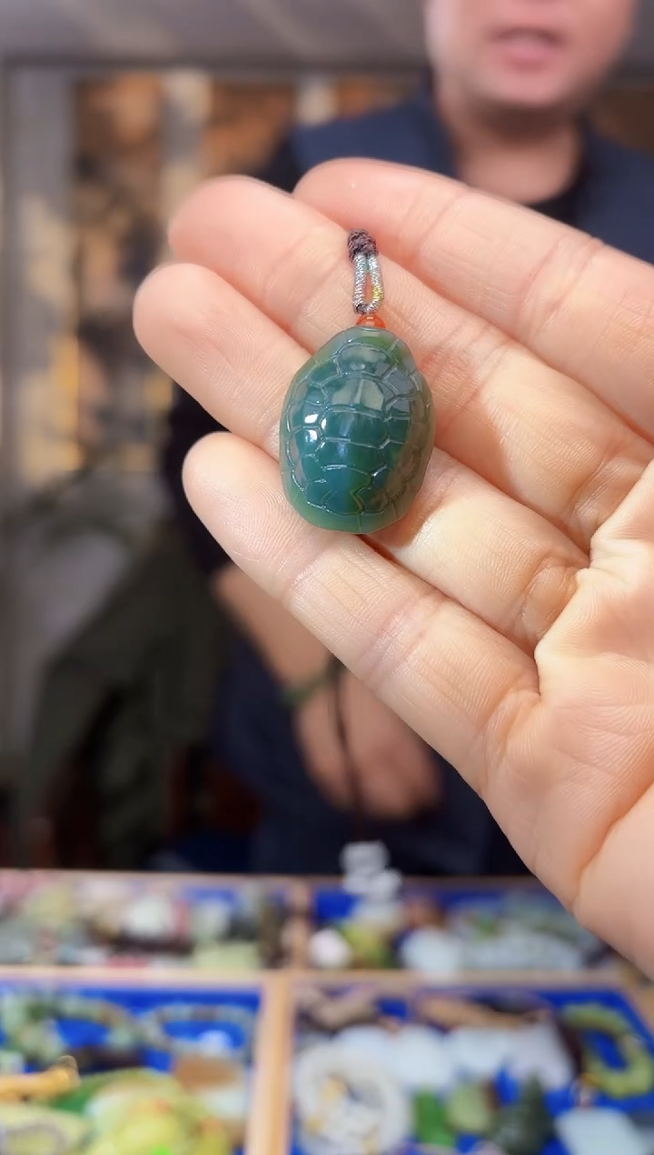 【闪购商品】和田玉颈饰未镶嵌拍一发一多样性发货