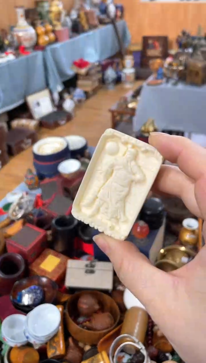 【闪购商品】1宫廷影视老旧工艺摆件