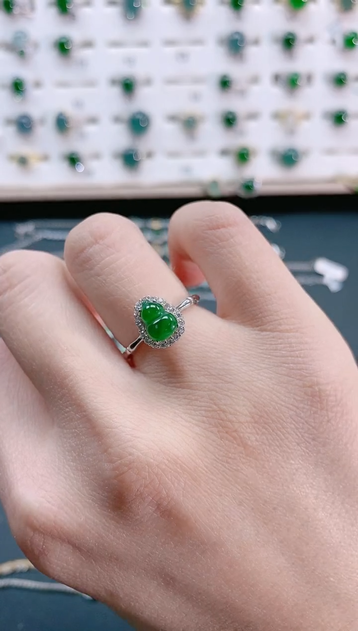 【闪购商品】翡翠戒指银S925镶嵌天然翡翠