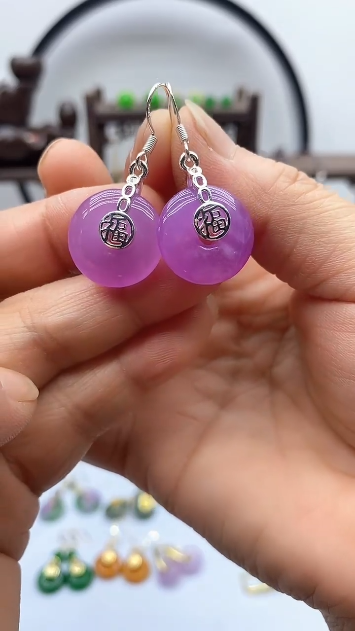 石英质玉（非洲翠）银S925镶嵌耳饰300