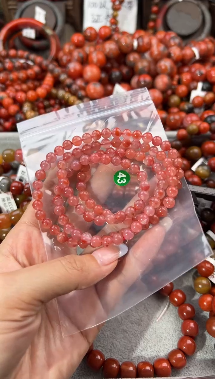 未镶嵌手串南红玛瑙6+