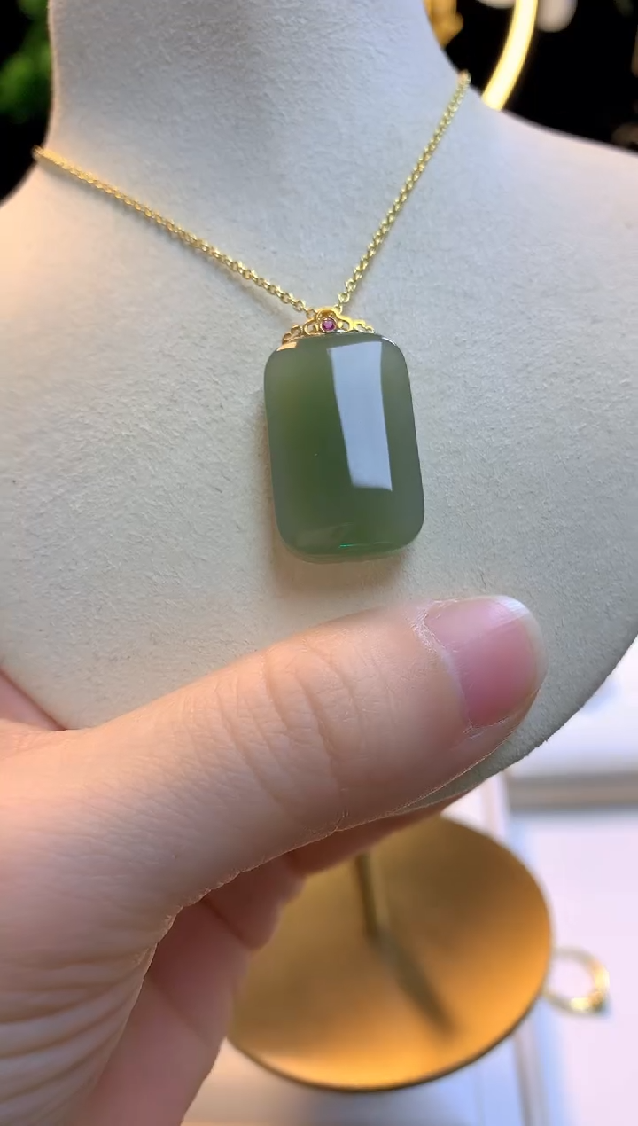 【闪购商品】和田玉吊坠18K金镶嵌无事牌