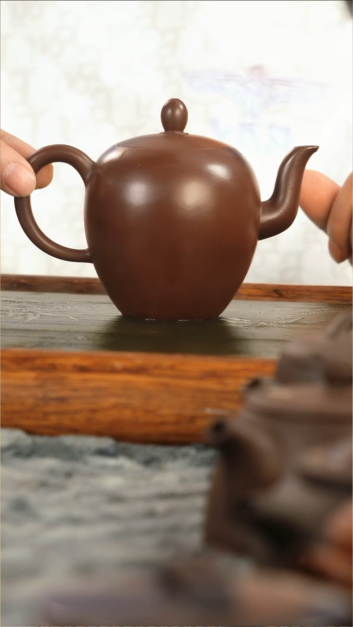 茶壶紫砂茄皮紫泥美光塑人尖160CC