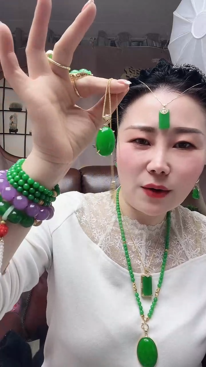 【闪购商品】翡翠颈饰14K金镶嵌S9号