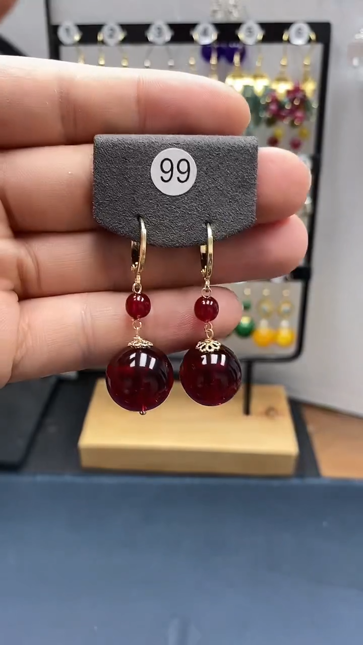 银S925镀金镶嵌血珀耳饰尺寸16mm连珠耳扣D2