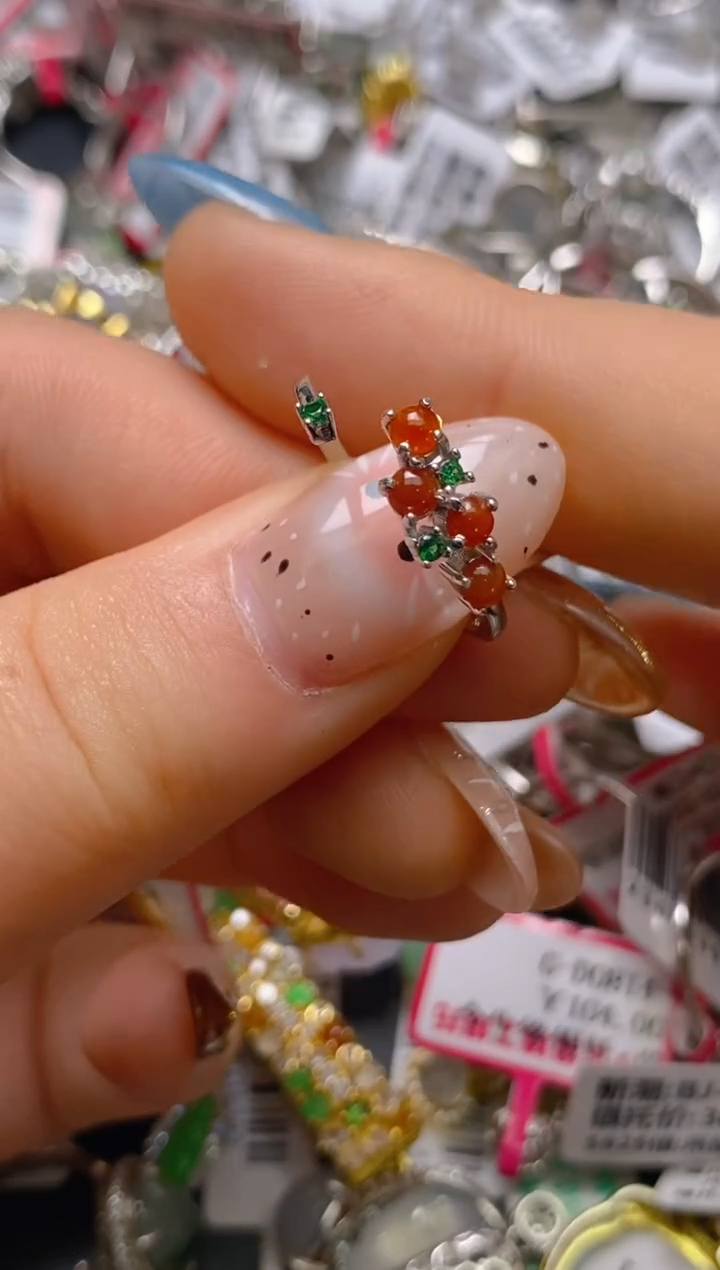 银S925镶嵌戒指翡翠百内无证书